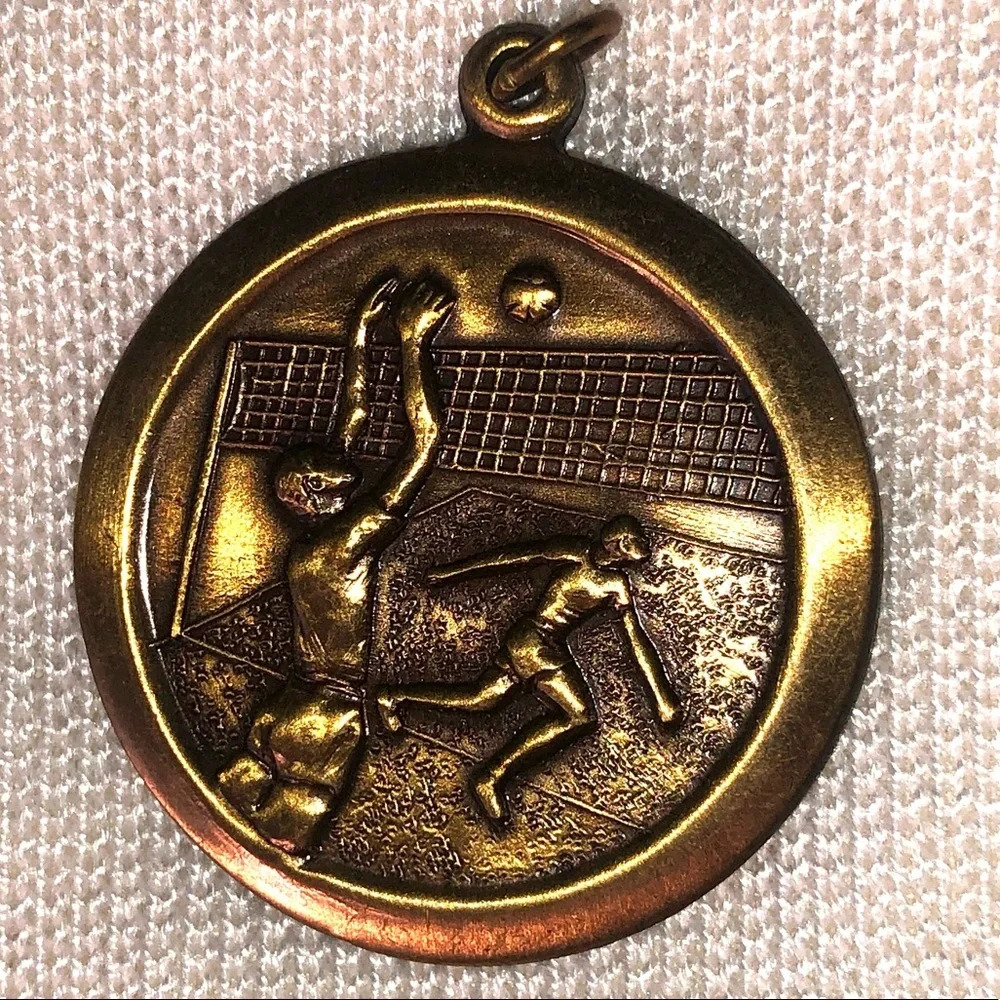 VOLLEYBALL PENDANT MEDAL BRASS TONE VINTAGE CHARM
